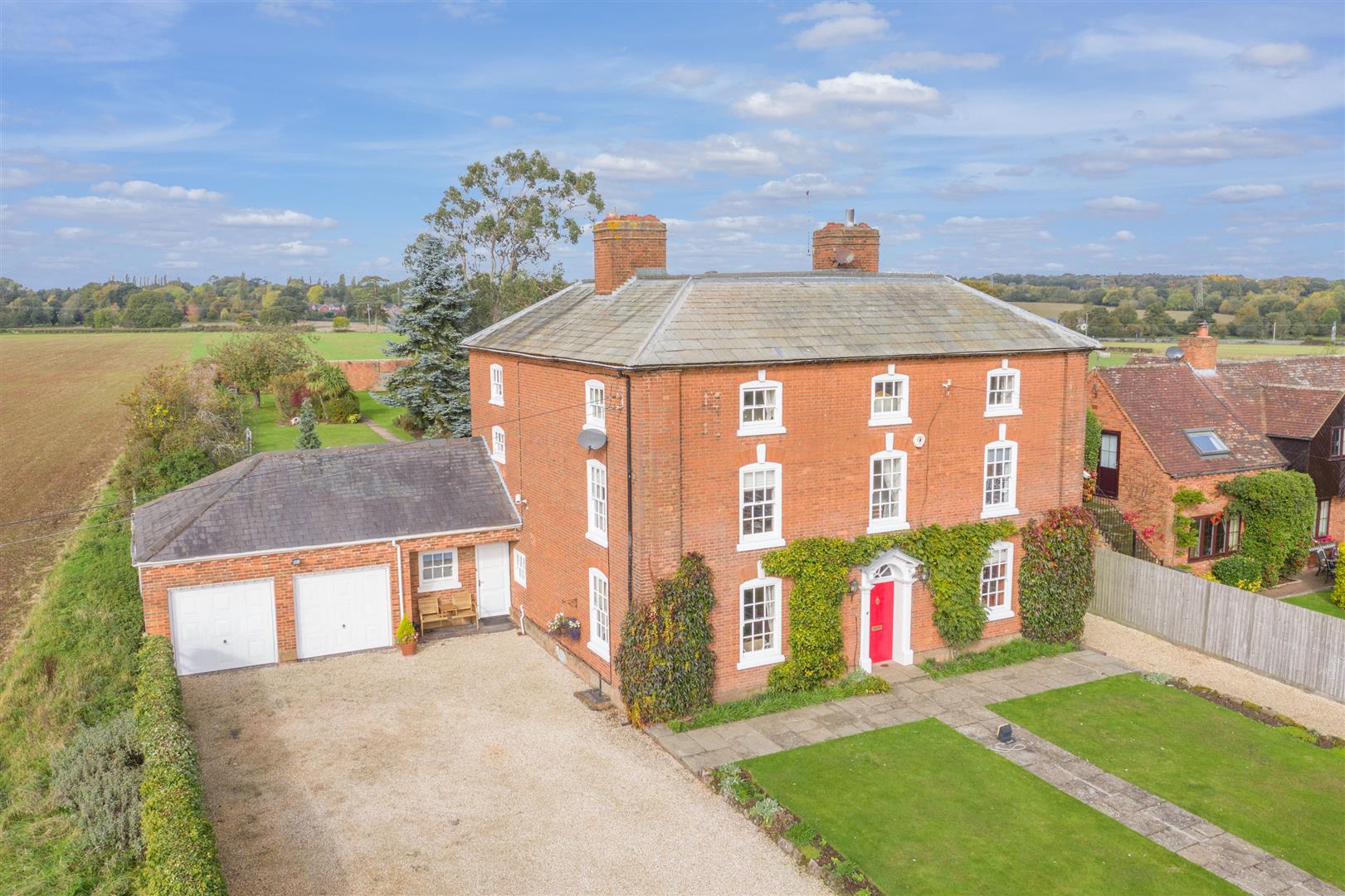 Cromwell Lane, Burton Green, Coventry Howard Dale